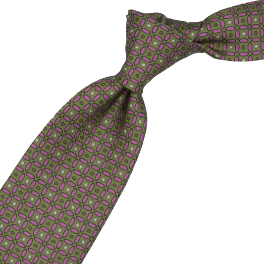 Green tie with pink geometric pattern
