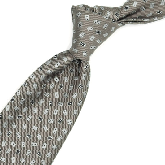Dove-coloured tie with Domino tiles