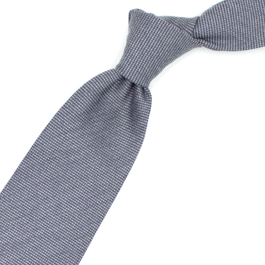 Light grey textured tie